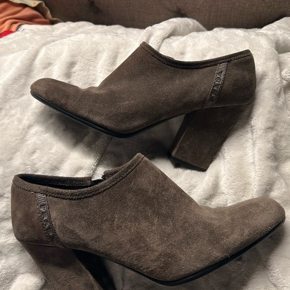 Prada Booties - Brown size 8 - Picture 1 of 3